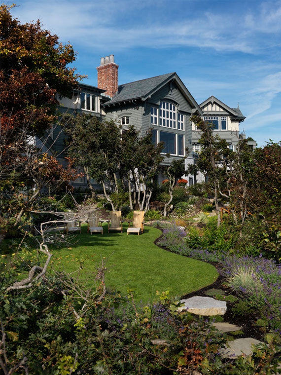 Maclure-Style Ocean-Front Home Windward Oaks By Michael Knight 2