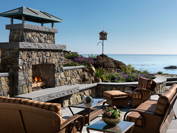 Maclure-Style Ocean-Front Home Windward Oaks By Michael Knight 8