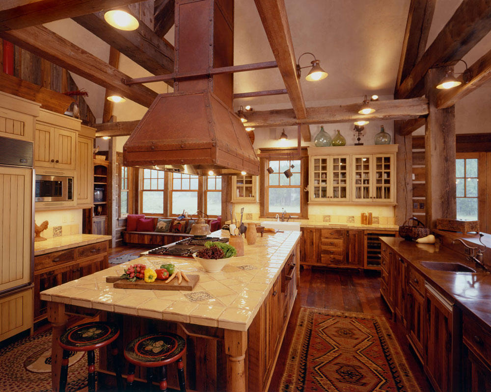 Warm,-Cozy-And-Inviting-Rustic-Kitchen-Interiors-(3)