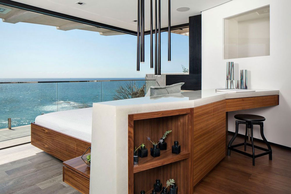 Stunning Laguna Beach Home Designed By Mark Abel And Myca Loar (10)