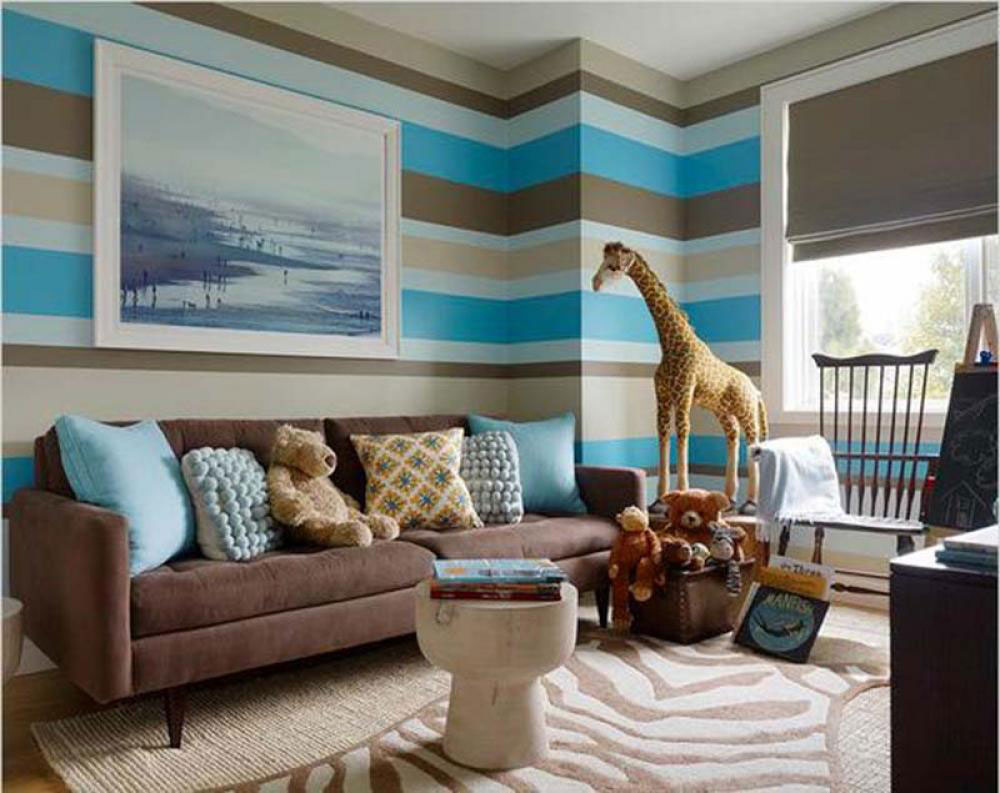 Lovely Living Rooms With Striped Walls