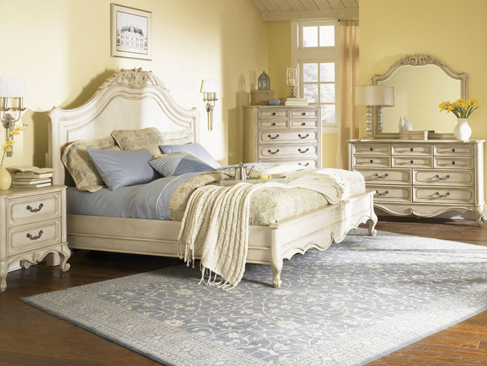 69485514099 Antique Bedroom Ideas With Vintage Classy Designs