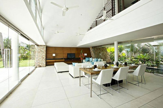 Holiday-Villa-5 Sustainable Architecture Showcased By 10 Houses That Also Have Green Spaces
