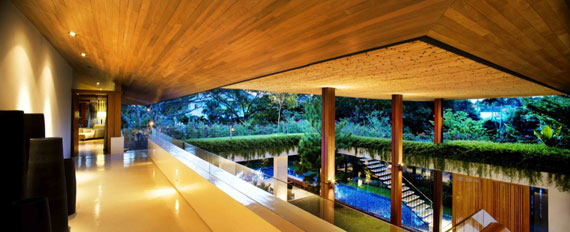 Tangga-House-2 Sustainable Architecture Showcased By 10 Houses That Also Have Green Spaces