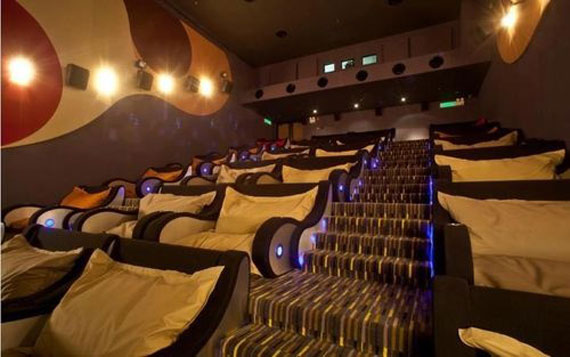 t10 A Showcase Of Really Cool Theater Room Designs