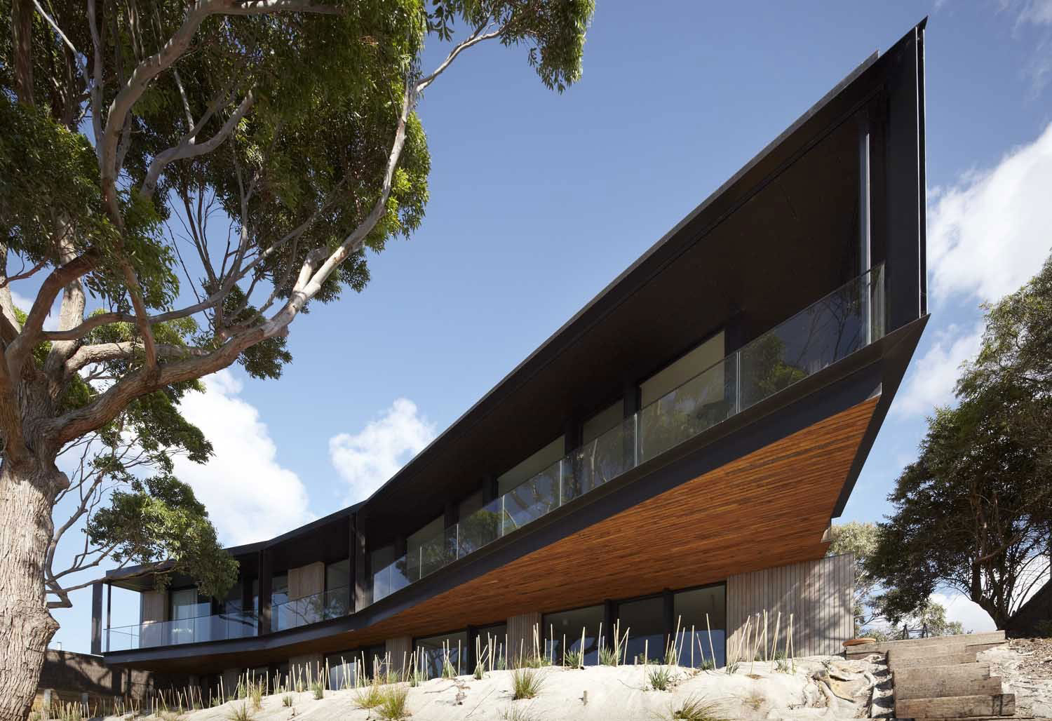 Bluff-House-by-Inarc-Architects Australian Architecture and some Beautiful Houses To Inspire You