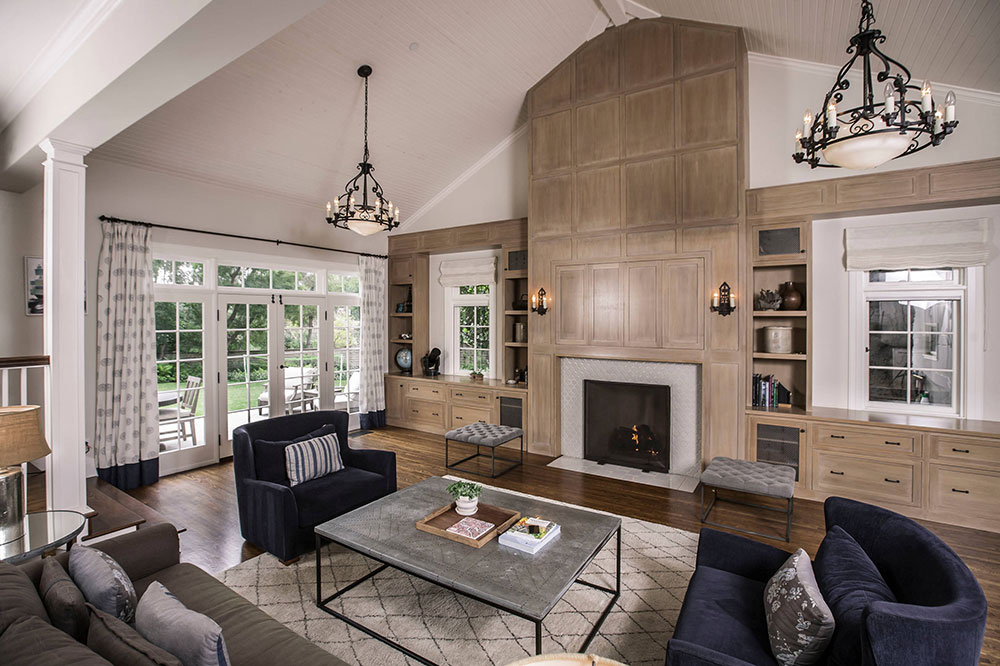 Historic-House-in-Pasadena-JAMES-V.-COANE-ASSOCIATES-ARCHITECTS Vaulted Ceiling Living Room Design Ideas