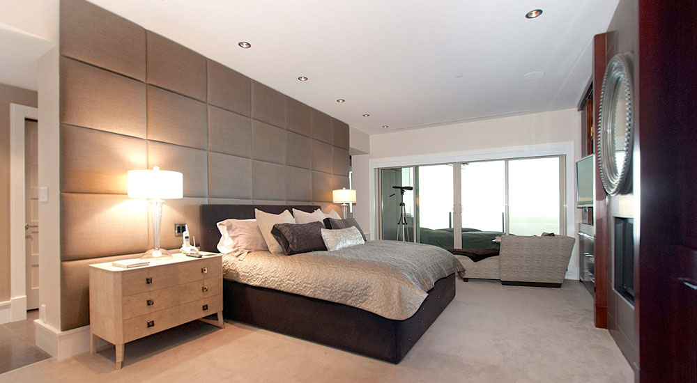 Creating-an-Eye-Catching-Focal-Point-In-Your-Master-Bedroom-13 Creating an Eye-Catching Focal Point In Your Master Bedroom