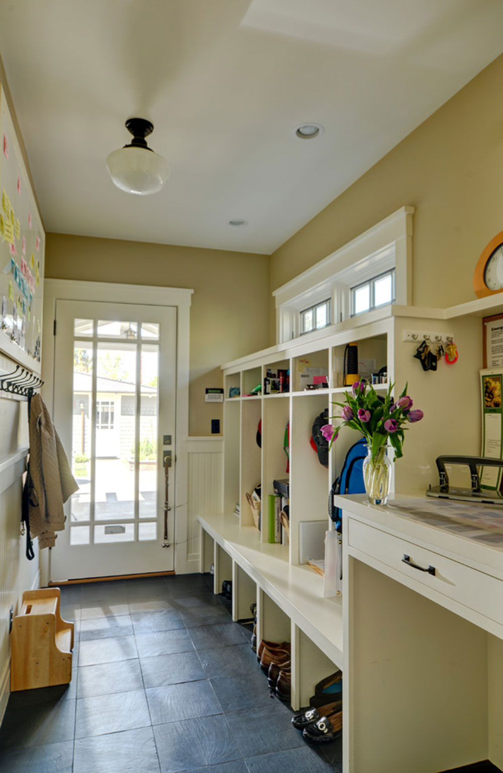 Clean-Your-House-With-These-Mudroom-Plans2 Clean Your House With These Mudroom Plans