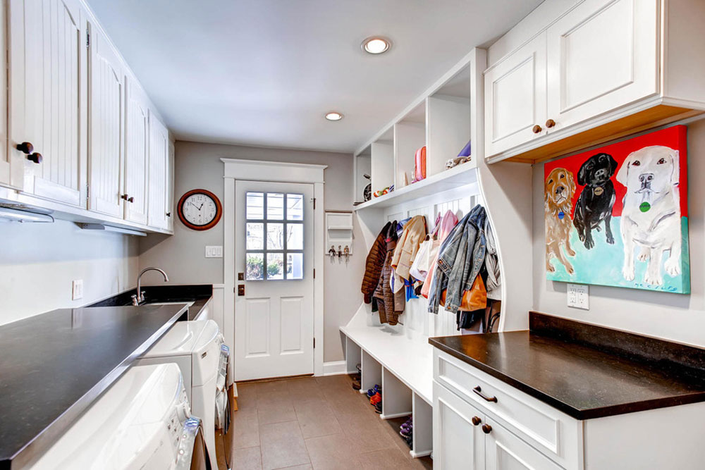 Clean-Your-House-With-These-Mudroom-Plans5 Clean Your House With These Mudroom Plans