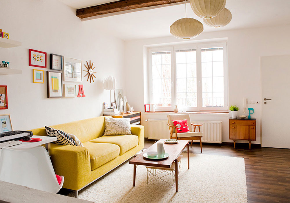Decorating With A Yellow Couch, What Color Goes With Yellow Sofa