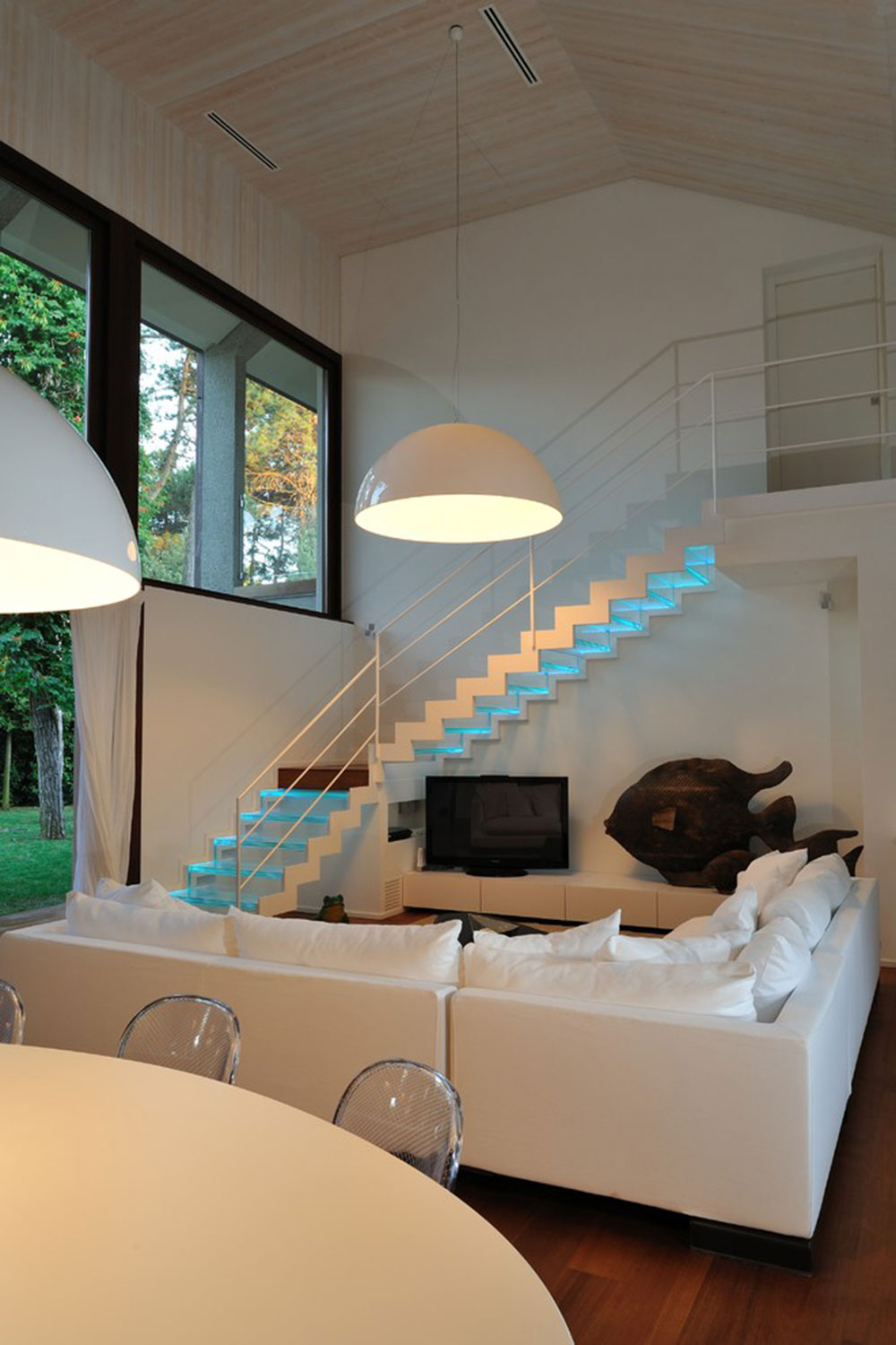 Modern-And-Exquisite-Floating-Staircase13 Modern And Exquisite Floating Staircase Designs
