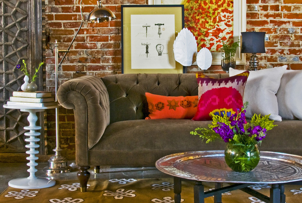 living-room-by-coveted-home Chesterfield sofa: Leather, Velvet and Modern Examples