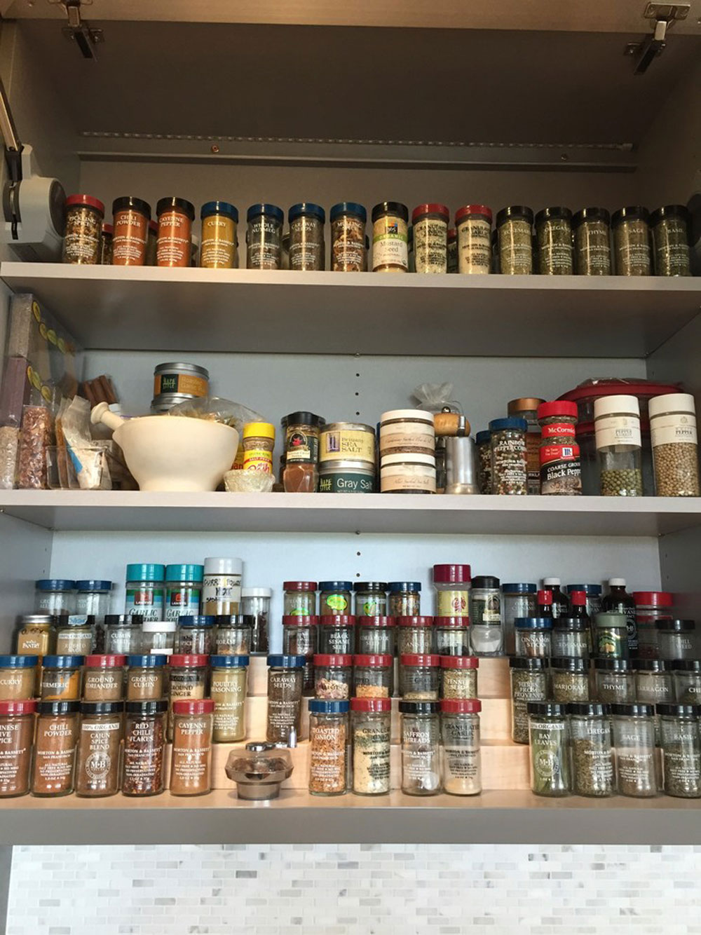 Colorados-Kitchen-Organization-Professionals-by-Organization-Relocation-1 Use these spice rack ideas to store spices brilliantly