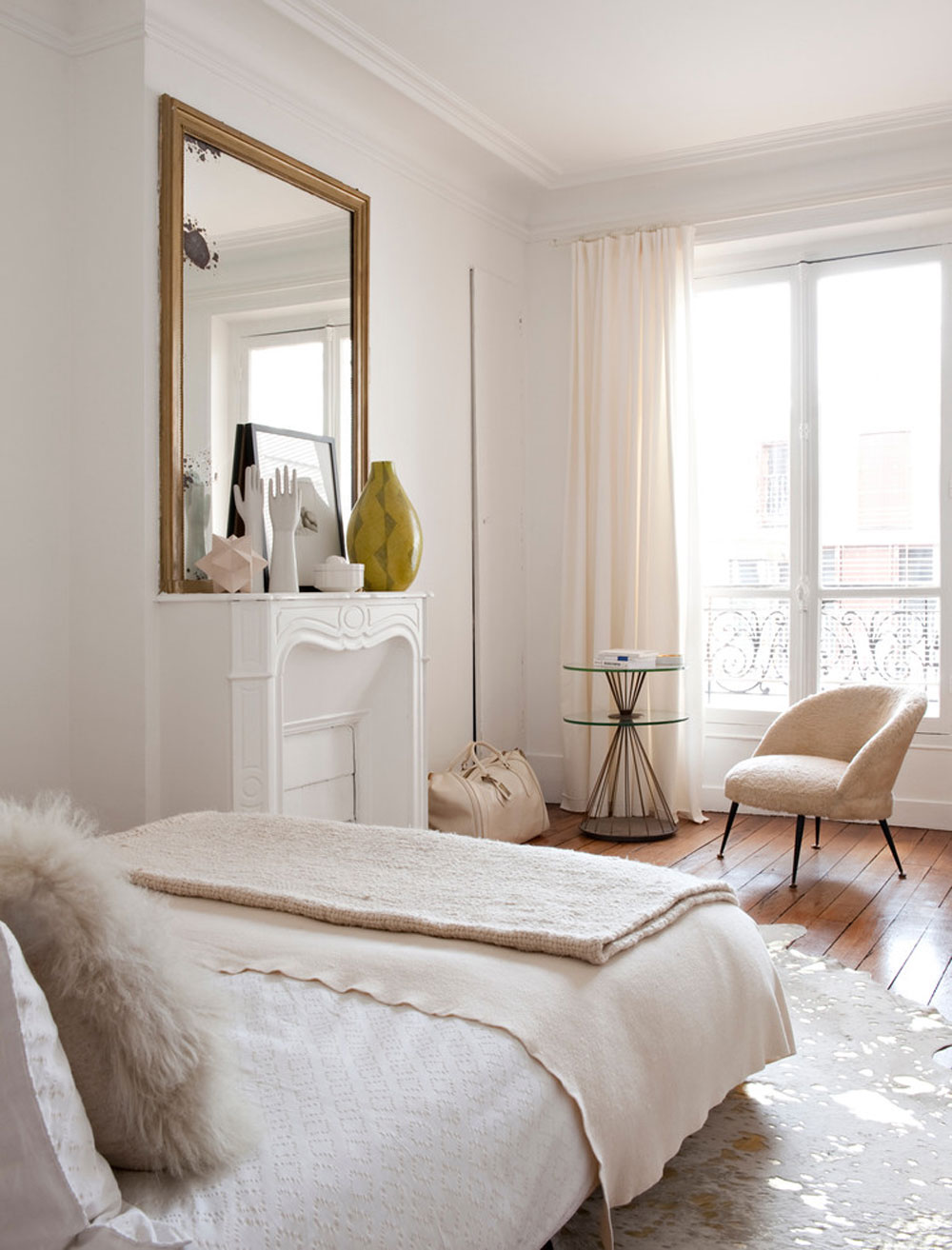 Appartement-Paris-by-be-attitude-2 Small apartment decorating ideas on a budget