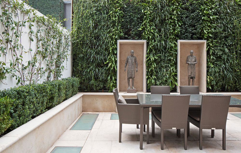 Knightsbridge-house-by-McQuin-Partnership-Interior-Design Garden statues: a guide on using small or large landscape statues