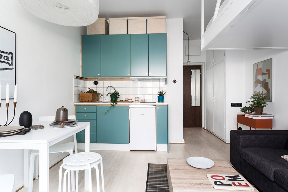 Tj%C3%A4rhovsgatan-by-Jenny-Andr%C3%A9-Designing How to organize and decorate a small apartment kitchen