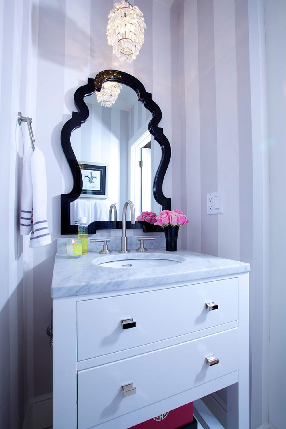 Vintage-Modern-Living-by-Kerrie-Kelly-Design-Lab Popular bathroom colors and ideas: how to use them for decorating