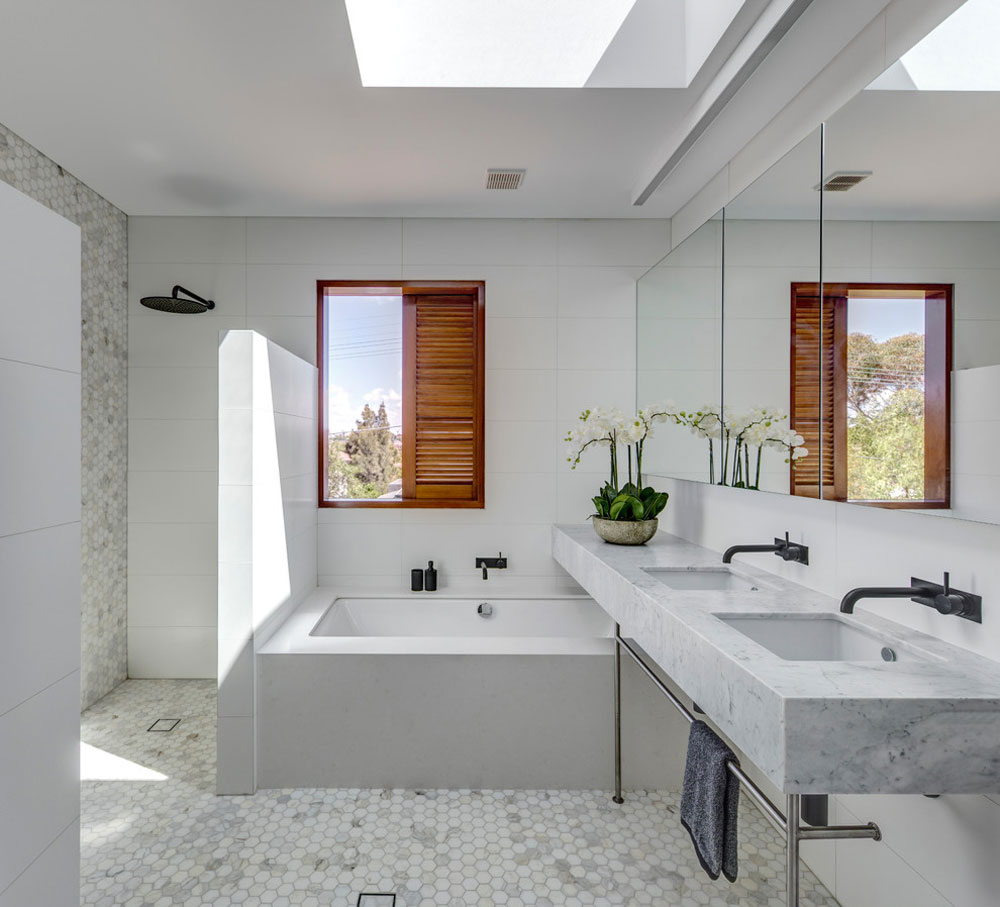 Eurhythms-Coogee-House-by-Roth-Architecture Bathroom fixtures: Tips on how to get the best bathroom vanities