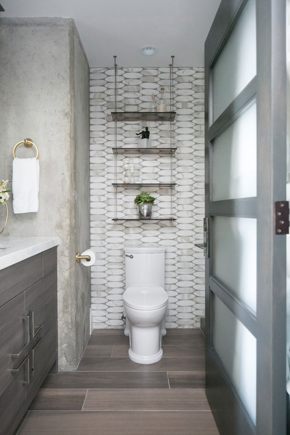 Denver-Colorado-Residence-Bathroom-by-Robeson-Design Small bathroom shelf ideas to optimize your bathroom space