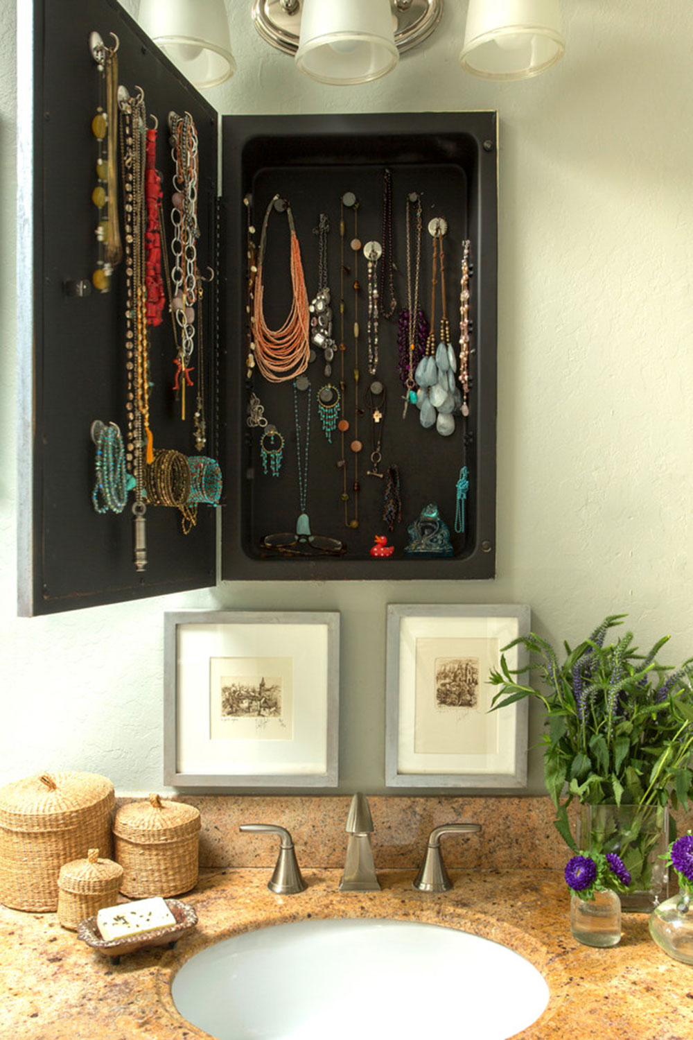 My-Houzz-A-1941-DIY-Cottage-Update-Aided-by-a-Lending-Library-by-Margot-Hartford-Photography Small bathroom storage ideas you shouldn’t neglect