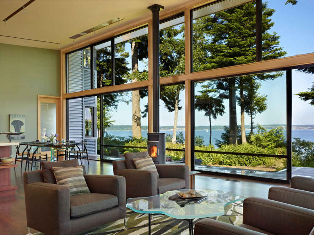 Port-Ludlow-House-by-FINNE-Architects How to decorate a room with floor to ceiling windows