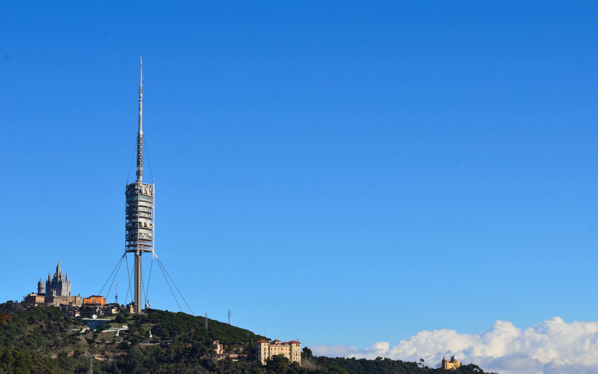 TorrCollserola The best buildings that Foster and Partners have designed