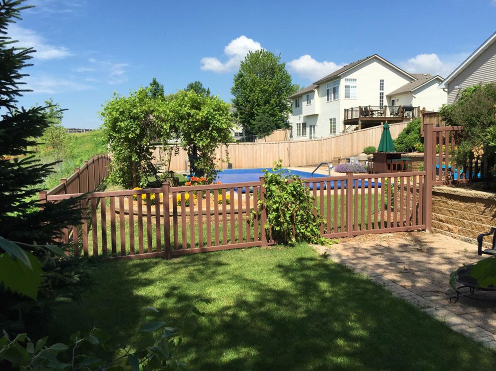 pvc-Fences-by-Dakota-Unlimited Fence styles and designs that you can surround your house with