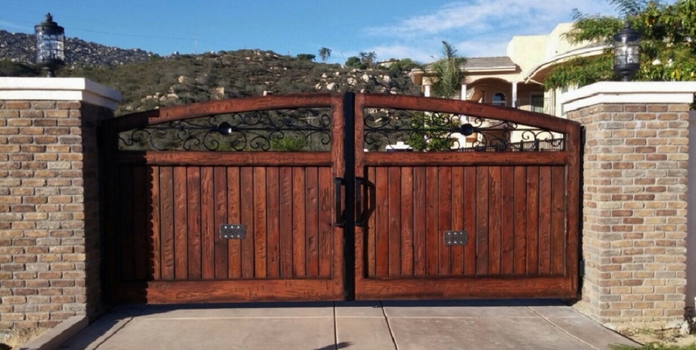 dw5 Different driveway gate ideas that could look great for you