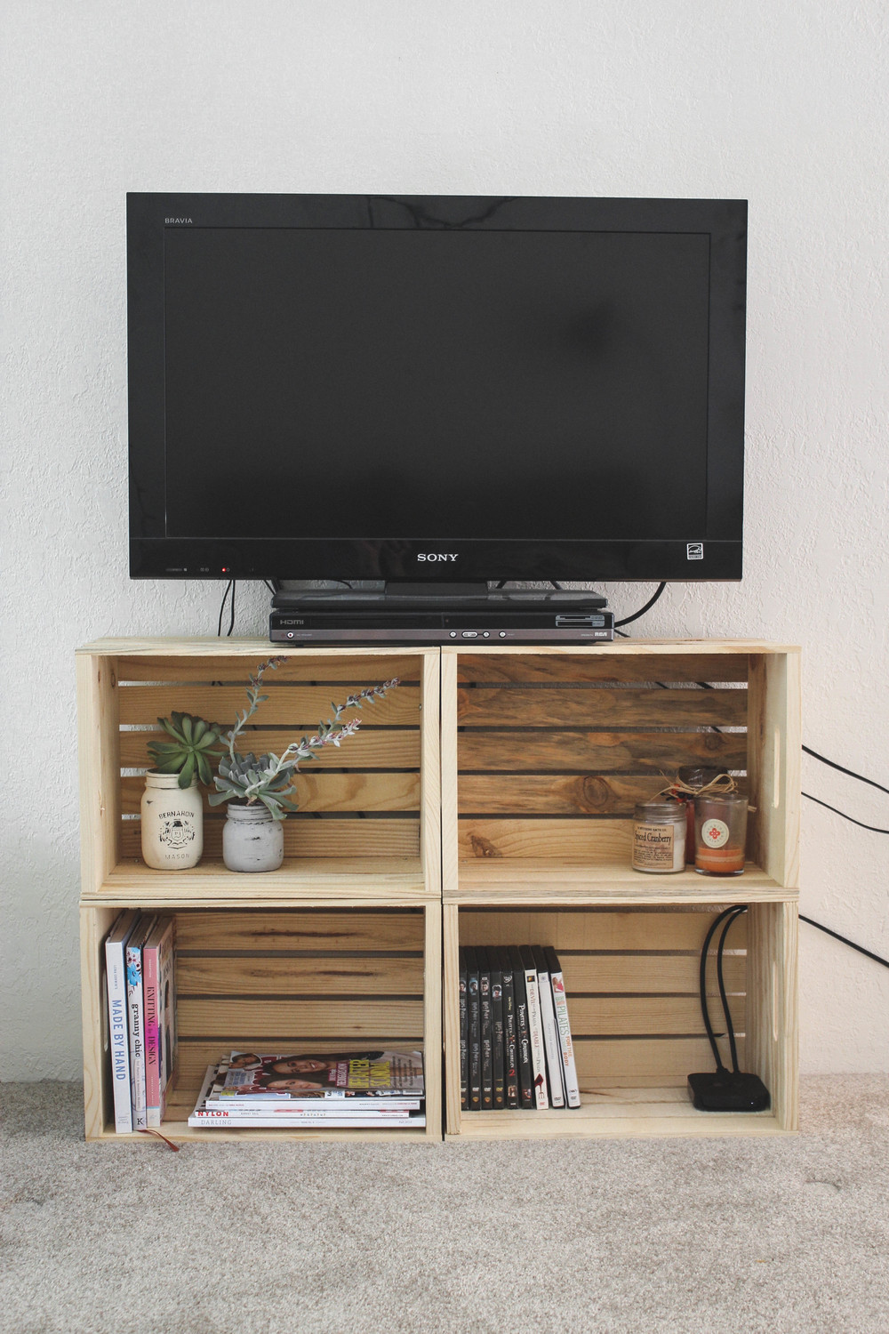 pix1 DIY TV stand ideas and examples, you could set up in your home
