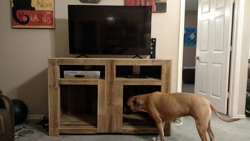 pix2-5 DIY TV stand ideas and examples, you could set up in your home
