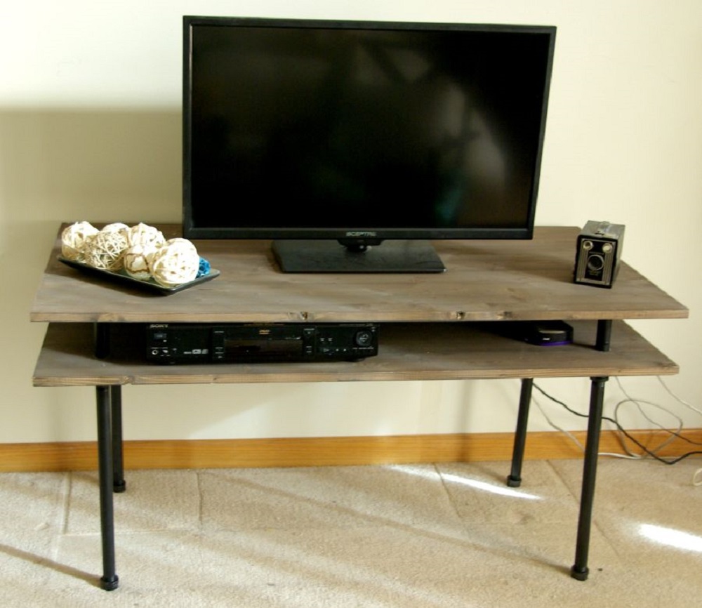 pix7-2 DIY TV stand ideas and examples, you could set up in your home