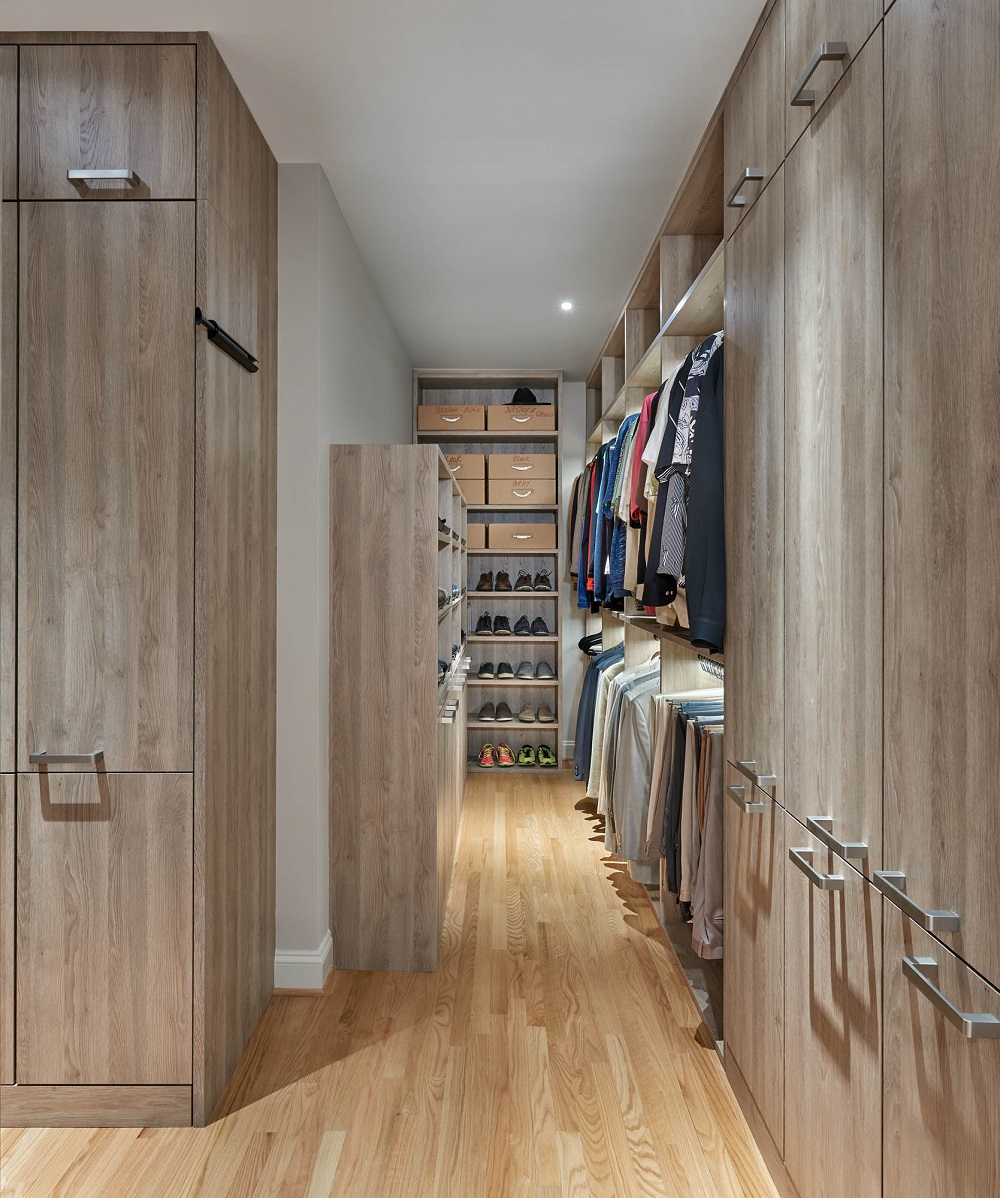 wc9 Cool walk-in closet ideas you should have in your home