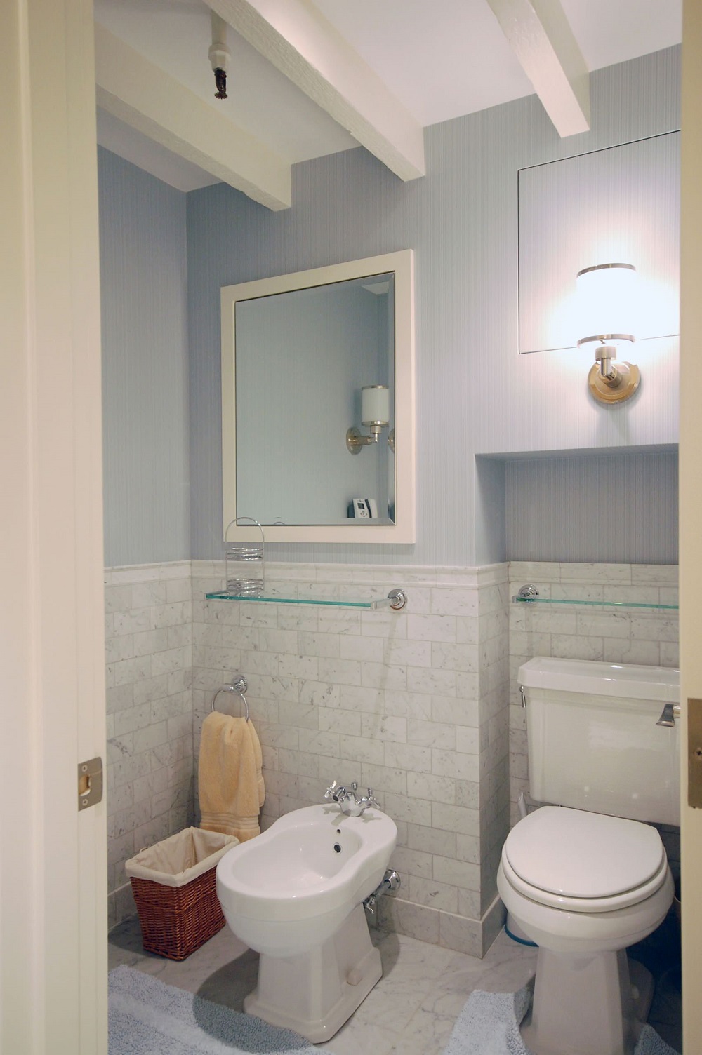 w15 How you can take full advantage of these wainscoting bathroom ideas