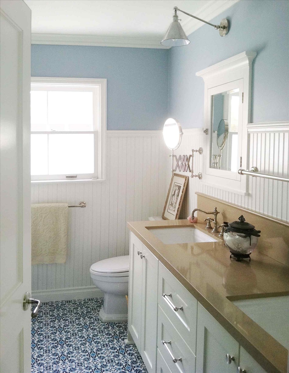 How you can take full advantage of these wainscoting