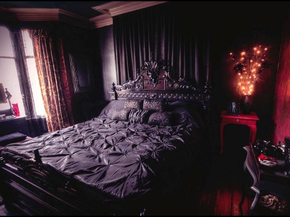t1-70 Gothic bedroom ideas. Impressive designs that will surprise you