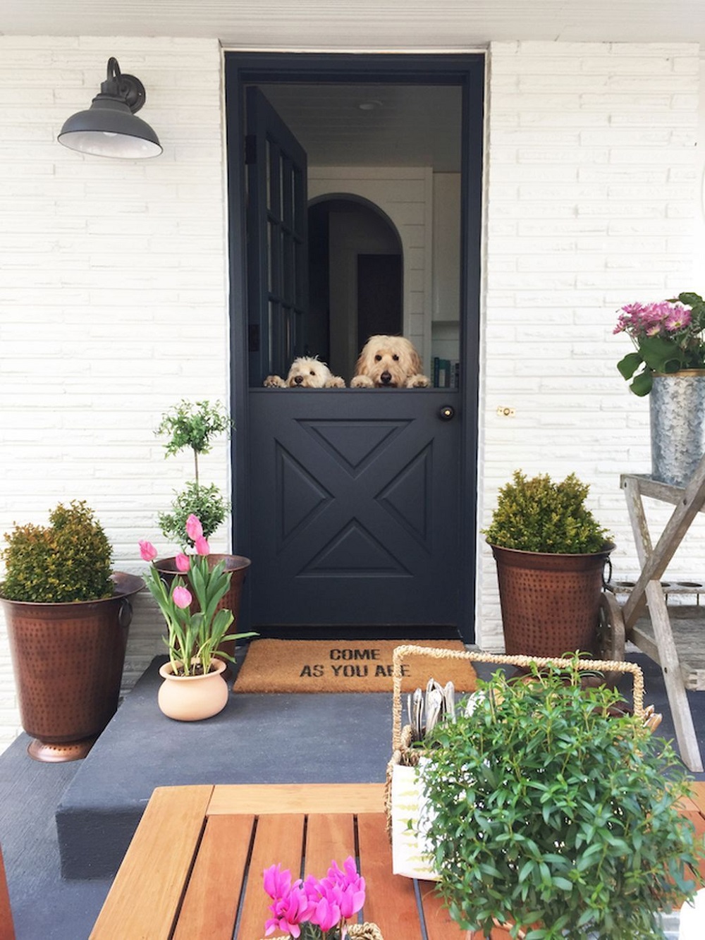 t2-113 Modern exterior Dutch door designs that have a practical approach