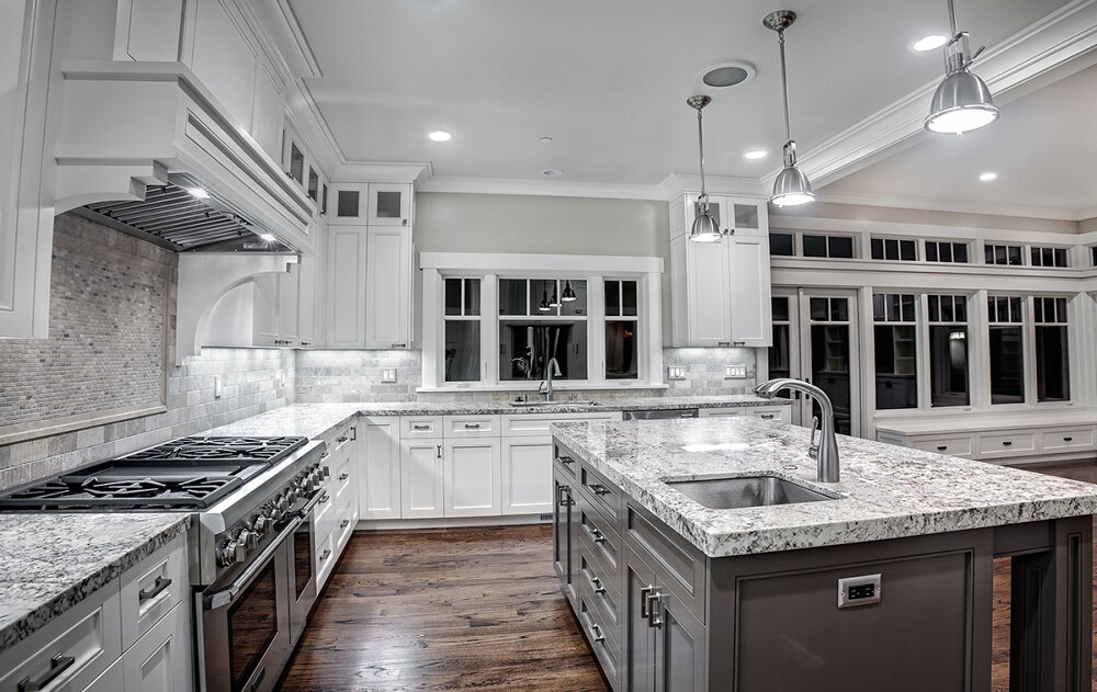 t3-1-4 White ice granite countertops, inspiration and tips for using them