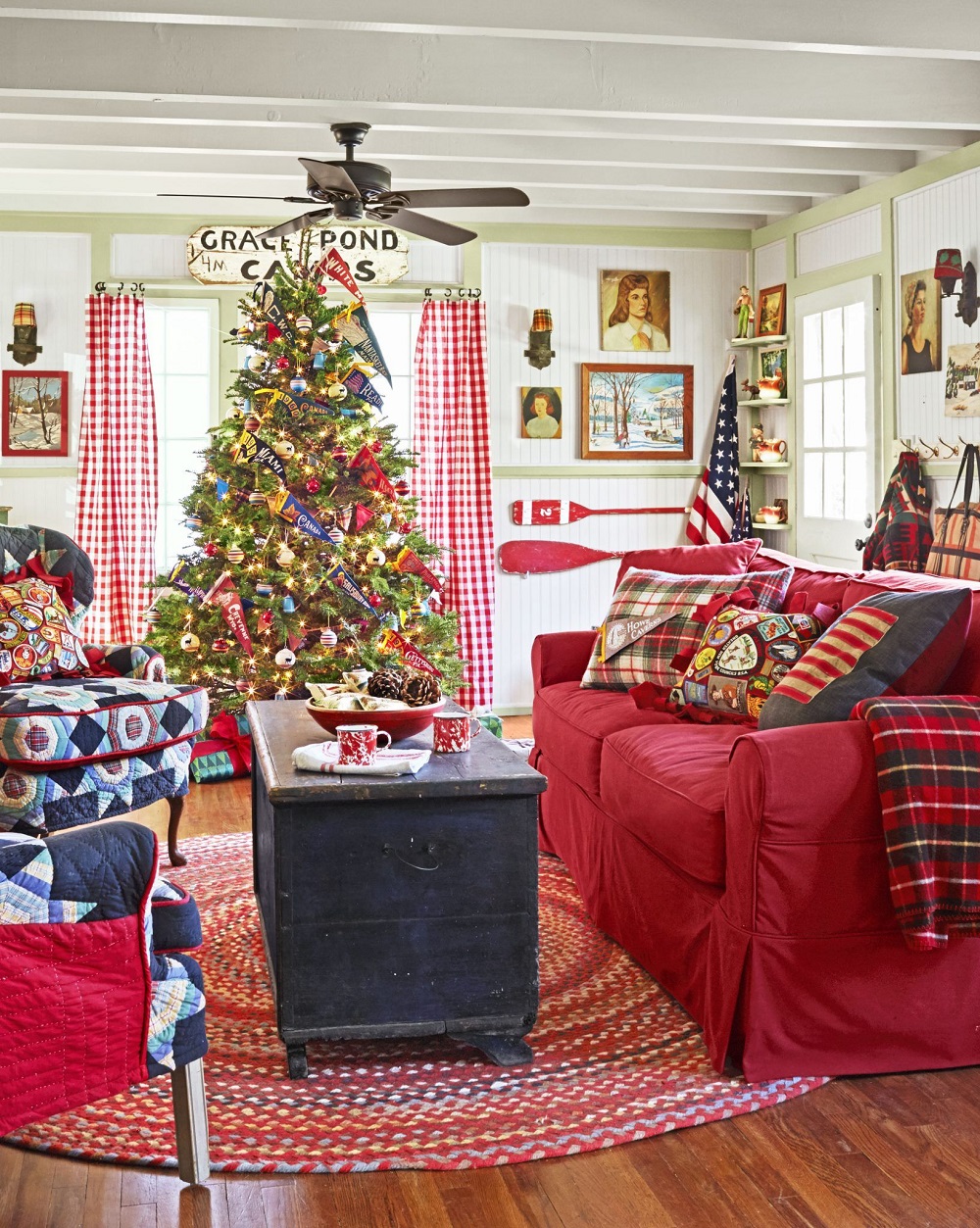 t3-135 Christmas living room decorations you must try in the holiday season