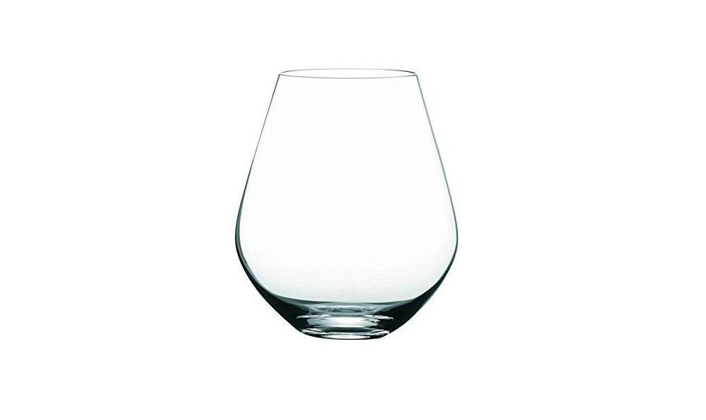 t5-14-1 Unique wine glasses you can use in your dining room for your guests