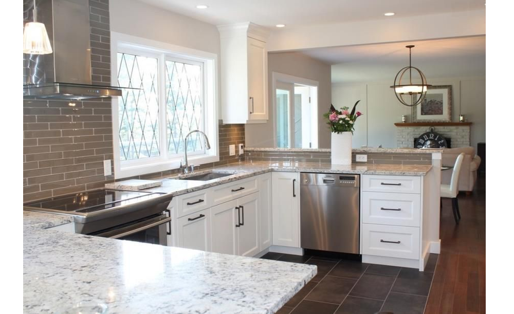 t5-19 White ice granite countertops, inspiration and tips for using them