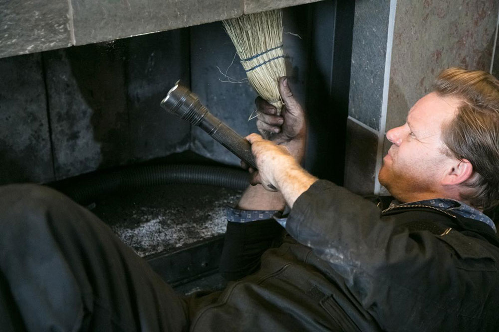 how-to-clean1 How to clean a chimney and when is the best time to do it 