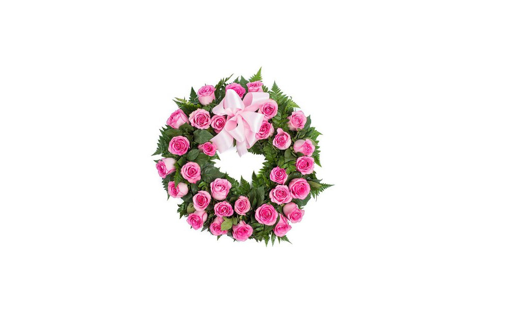 t5-14-1 Modern Christmas wreaths that you can decorate your home with