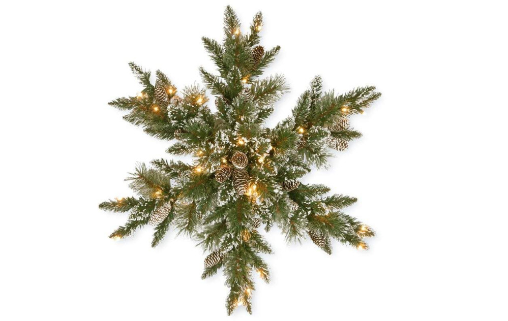 t5-5-1 Modern Christmas wreaths that you can decorate your home with