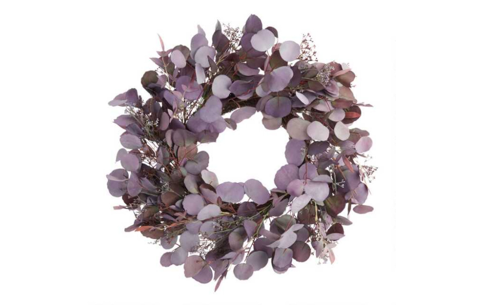 t5-6-1 Modern Christmas wreaths that you can decorate your home with