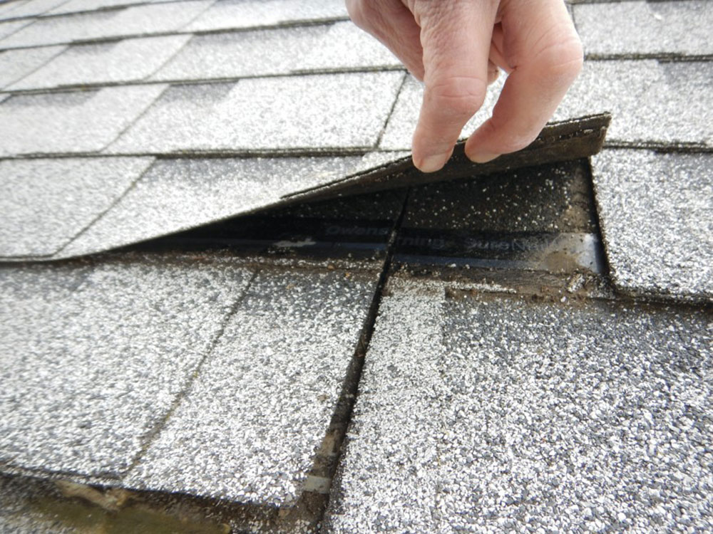 soft-singling How long do asphalt shingles last and when you should change them