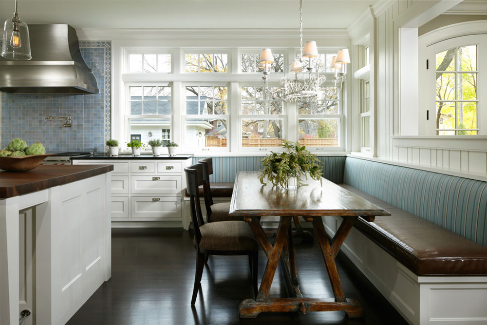 Georgian-Style-by-Streeter-and-Associates-Inc Decorating ideas for a kitchen with breakfast bar