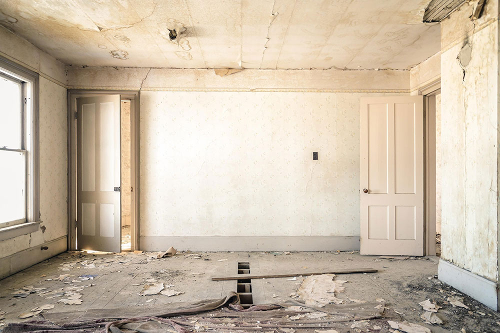 r2 Do You Need Renovation Insurance? What The Pros Say