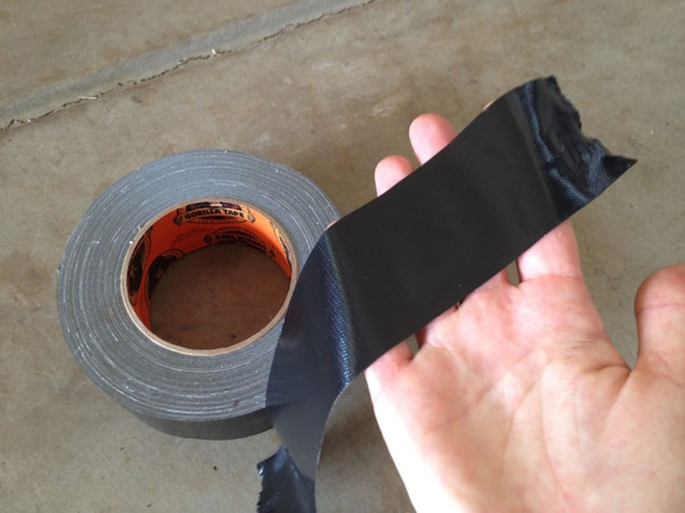 use-tape How to remove fiberglass insulation from skin easily