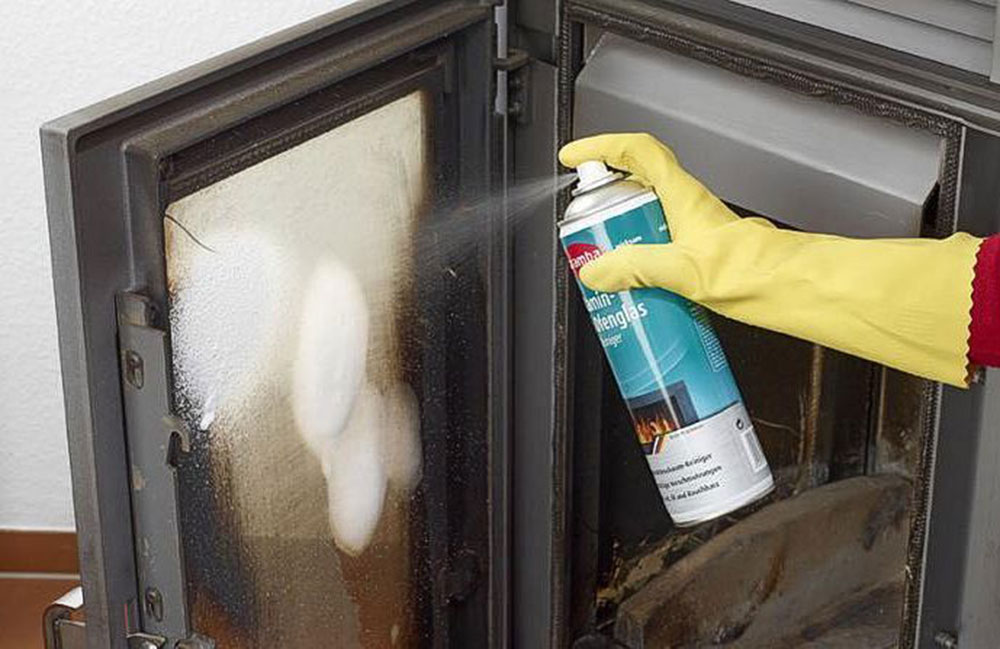 How To Clean Fireplace Glass Doors, How To Clean Fireplace Glass With Ash